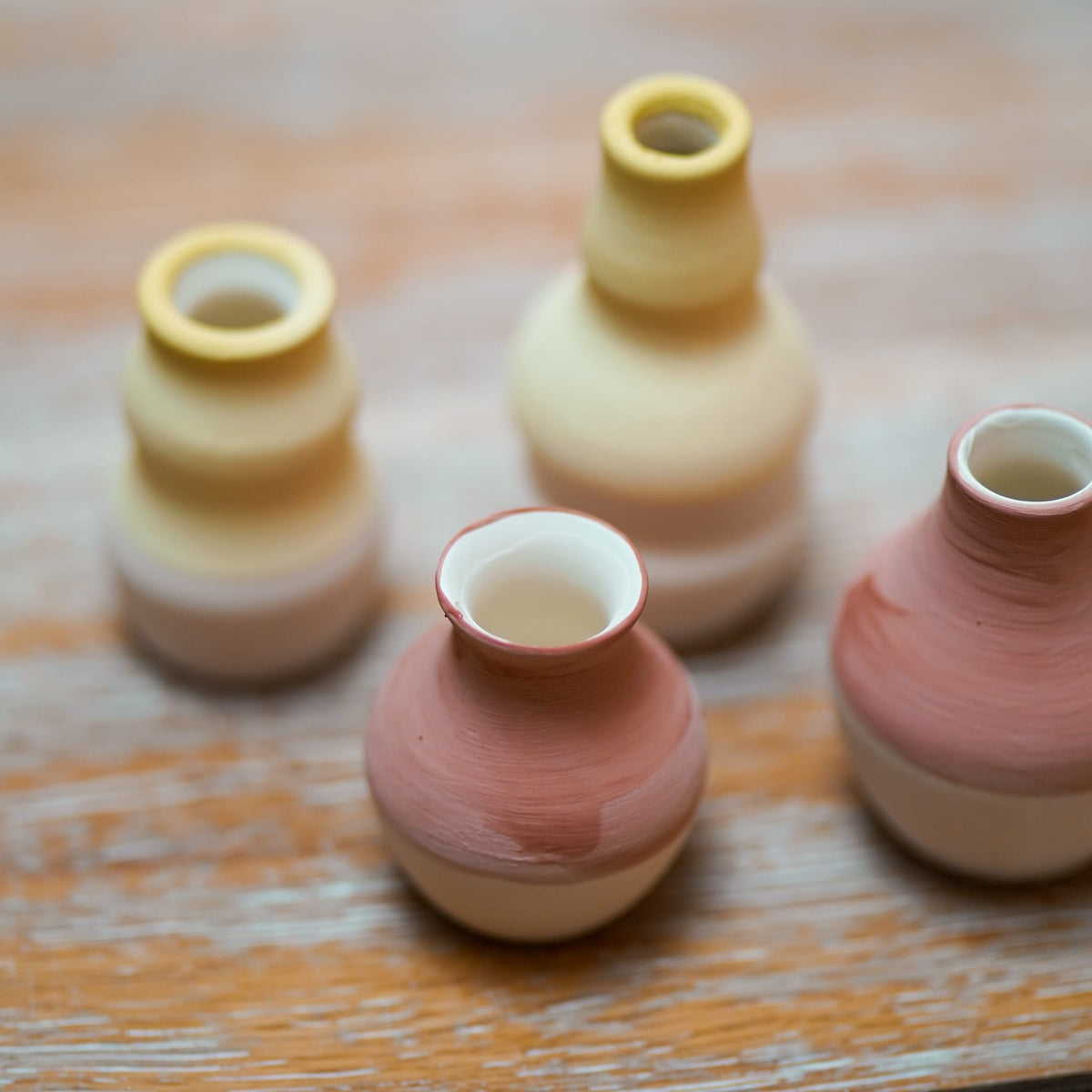 Les Bienfaits de la Terre : Comment la Céramique et la Poterie Enrichissent Notre Bien-Être Image