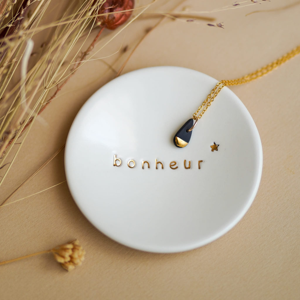 coupelle à bijoux en porcelaine blanche avec inscription bonheur et étoile dorée