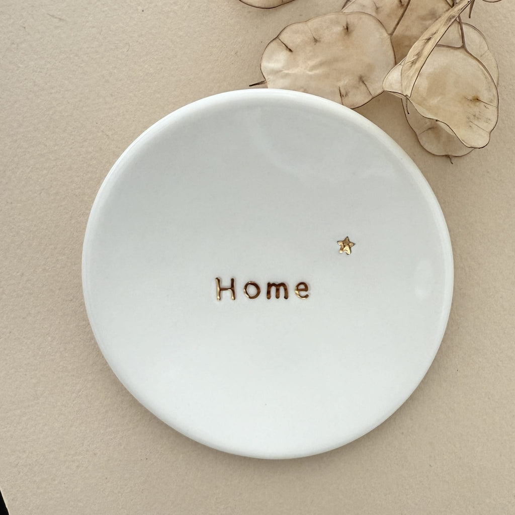 coupelle à bijoux en porcelaine blanche avec inscription home et étoile dorée
